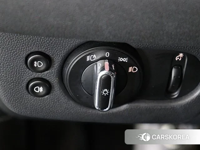 Mini Cooper Clubman 2019 Белый из Кореи, фото 2