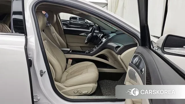 Lincoln New MKZ 2018 Белый из Кореи, фото 2