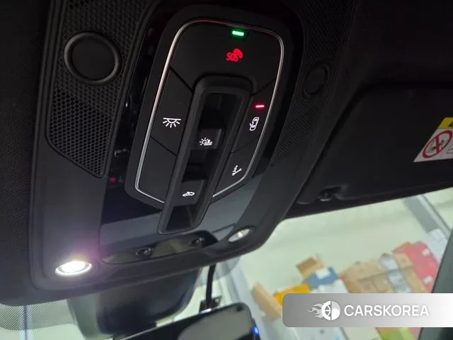 Audi SQ5 (FY) 2023 Светло-зеленый из Кореи, фото 2