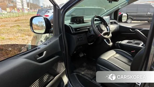 Hyundai Staria 2021 Серый из Кореи, фото 2