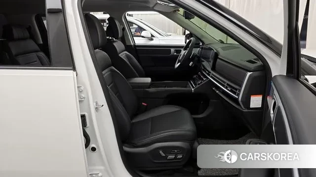 Hyundai Santa Fe (MX5) 2023 Белый из Кореи, фото 2