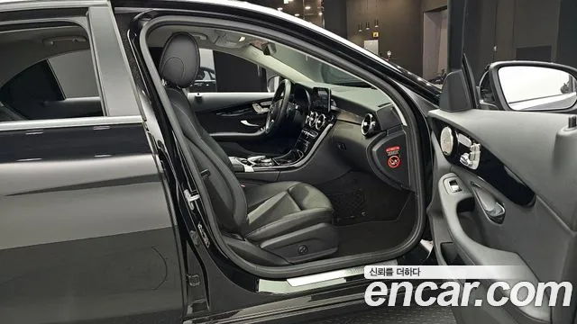 Mercedes-Benz C-Class W205 2019 Черный из Кореи, фото 2