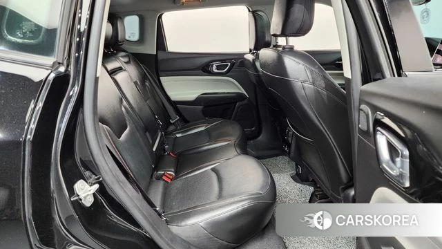 Jeep Compass 2nd Generation 2022 Черный из Кореи, фото 2
