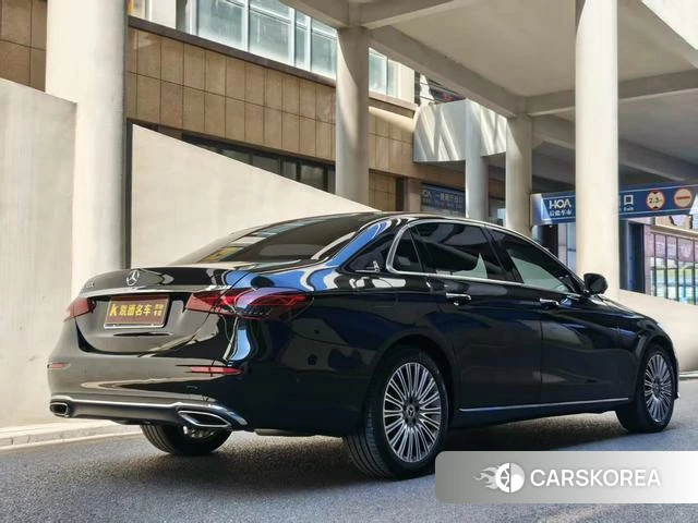 Mercedes-Benz E-class 2022 Черный из Китая, фото 2