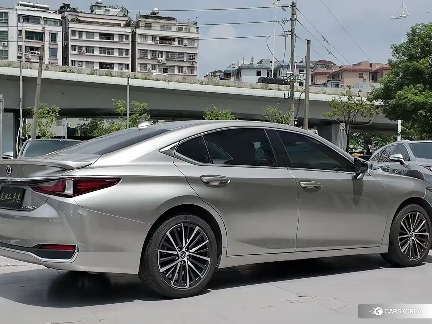 Lexus ES 2024 Silver/gray из Китая, фото 2