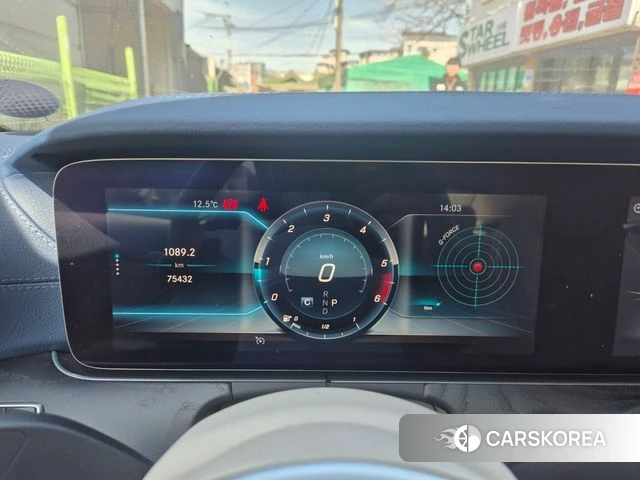 Mercedes-Benz E-Class W213 2018 Белый из Кореи, фото 2