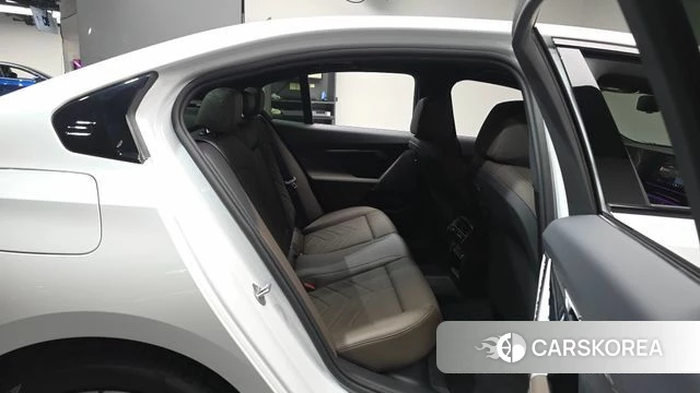 BMW 5 Series (G60) id 4229715 из Кореи 2