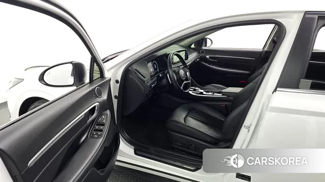 Hyundai Sonata Hybrid (DN8) 2021 Белый из Кореи, фото 2