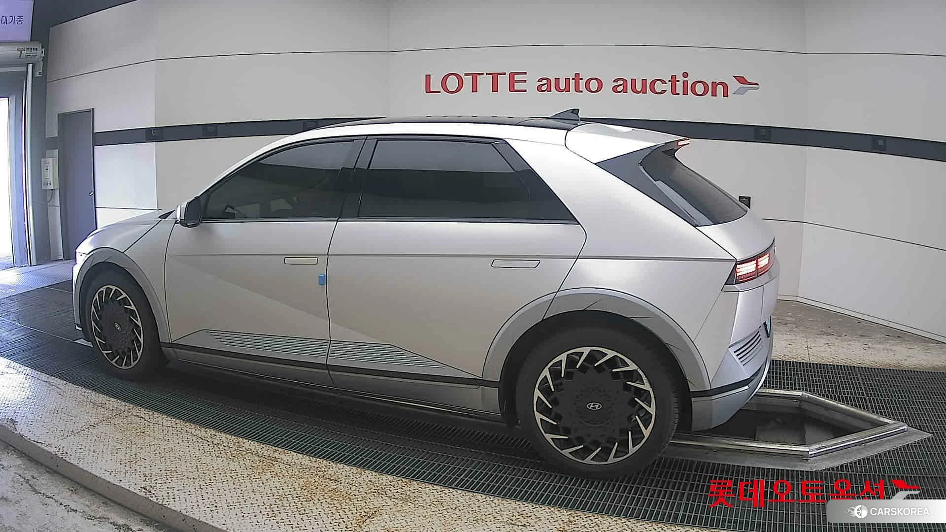 Hyundai IONIQ 5 2022 Gravity Gold Mat из Кореи, фото 2