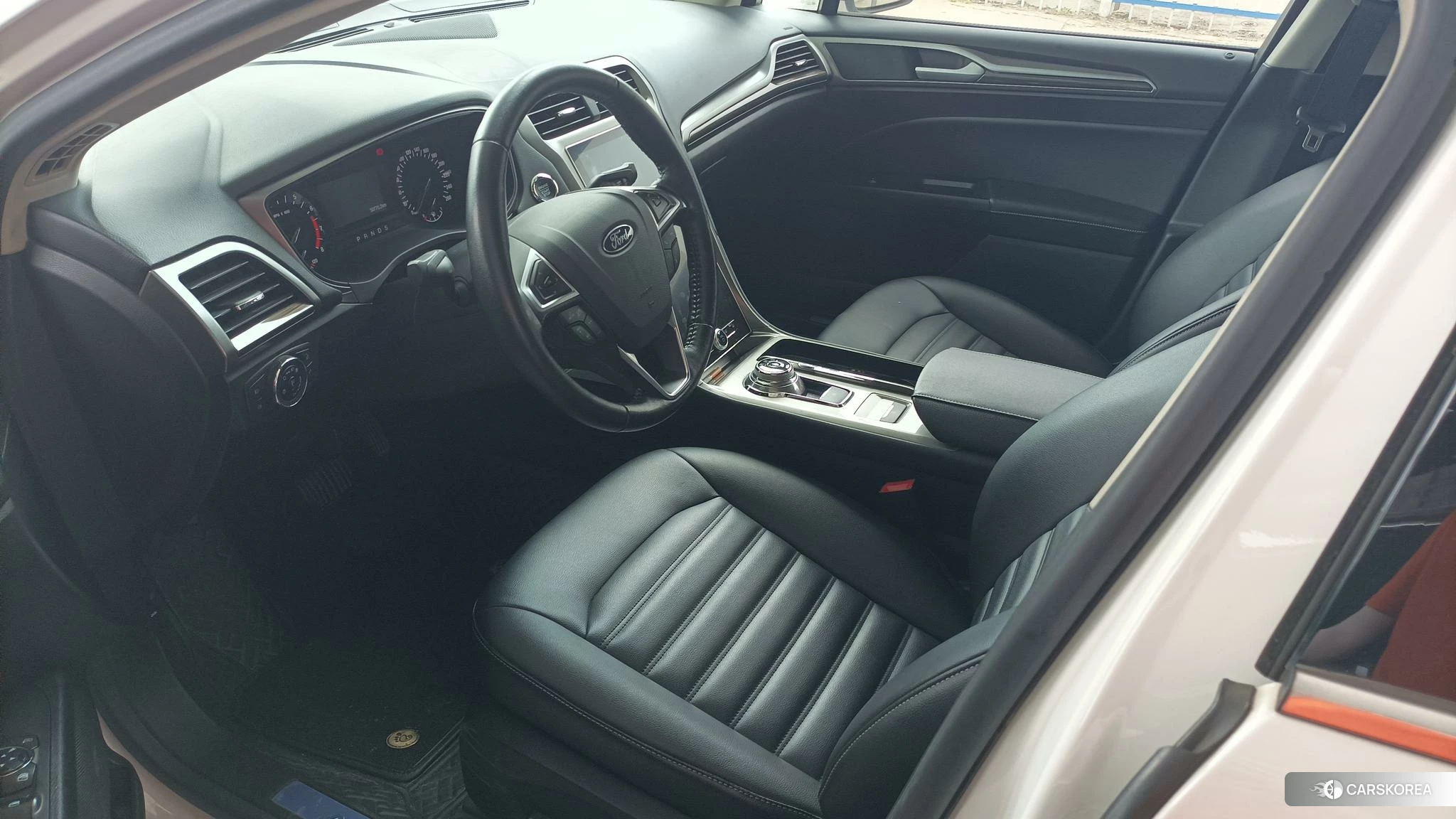 Ford Mondeo 2020 Белый из Китая, фото 2