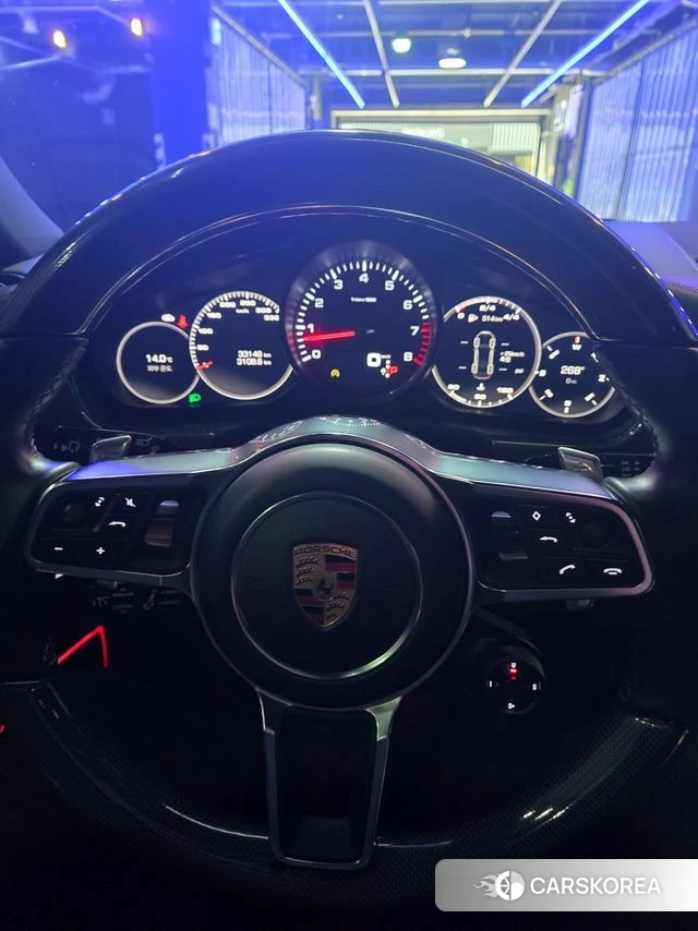 Porsche Panamera (971) 2018 Серебряный из Кореи, фото 2