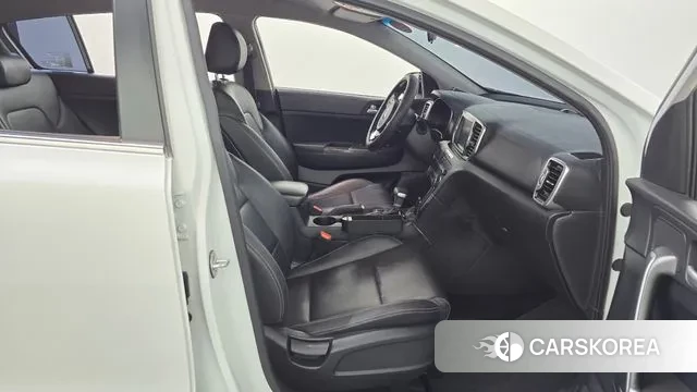 Kia Sportage 4th Generation 2018 Белый из Кореи, фото 2