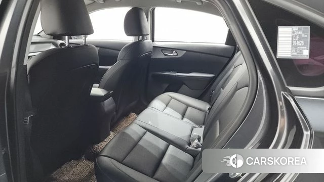 Kia Come New K3 2021 Серый из Кореи, фото 2