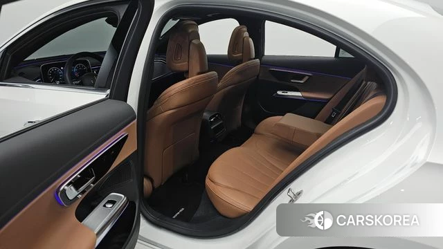 Mercedes-Benz E-Class W214 2026 Белый из Кореи, фото 2