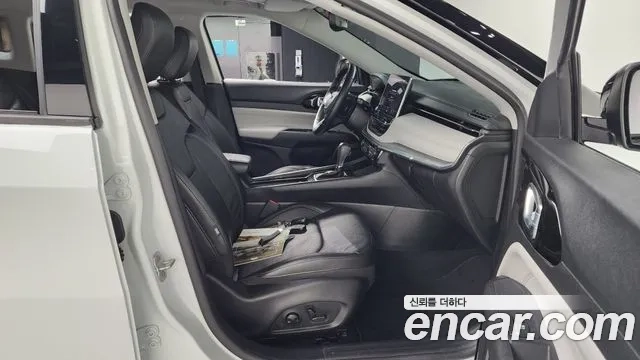 Jeep Compass 2nd Generation 2022 Белый из Кореи, фото 2