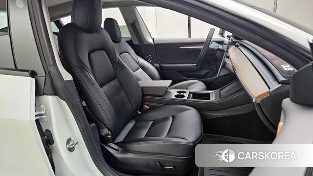 Tesla Model 3 2022 Белый из Кореи, фото 2