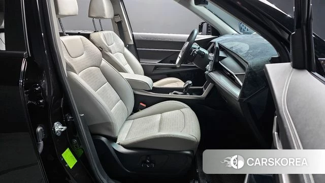 Ssangyong Torres 2023 Черный из Кореи, фото 2