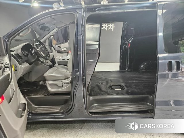 Hyundai The New Grand Starex 2018 Синий из Кореи, фото 2