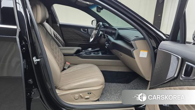 Kia K8 Hybrid 2024 Черный из Кореи, фото 2