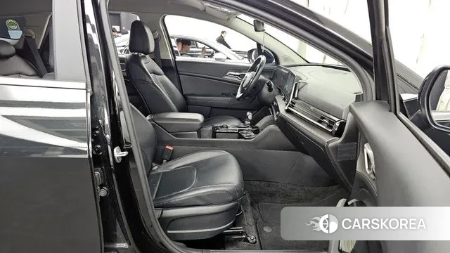 Kia Sportage 5th Generation 2021 Черный из Кореи, фото 2