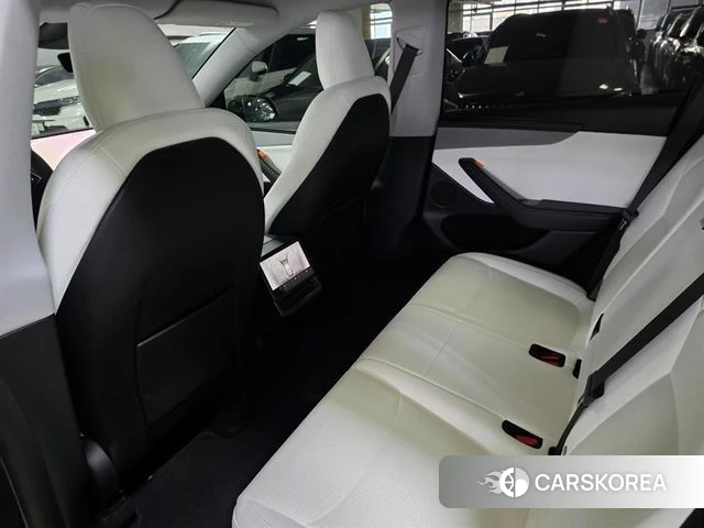 Tesla Model Y 2025 Серый из Кореи, фото 2