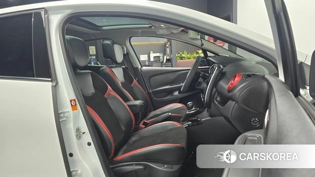 Renault Korea (Samsung) Clio 2019 Белый из Кореи, фото 2