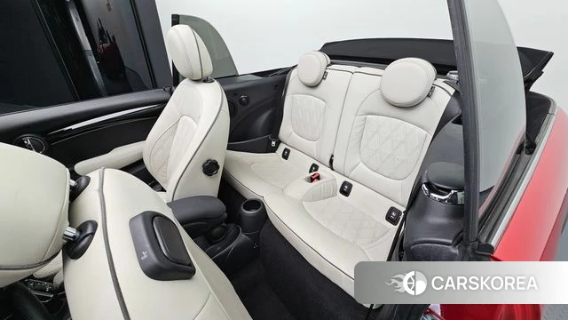Mini Cooper S Convertible 2023 Красный из Кореи, фото 2