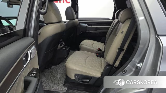 Kia Mohave Master 2023 Серебряный из Кореи, фото 2