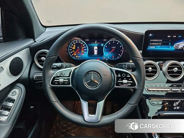 Mercedes-Benz GLC 2022 Серебристо-серый из Китая, фото 2