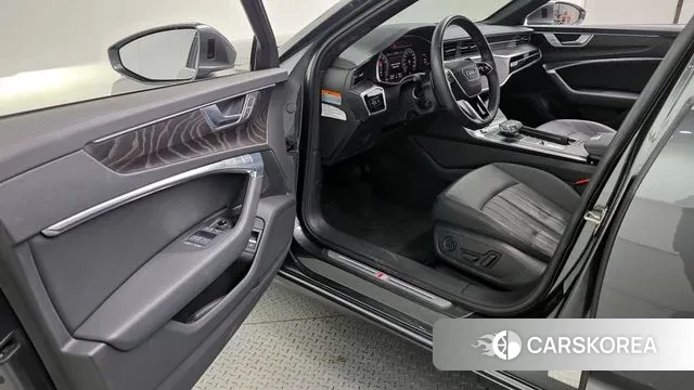 Audi A6 (C8) 2021 Серый из Кореи, фото 2