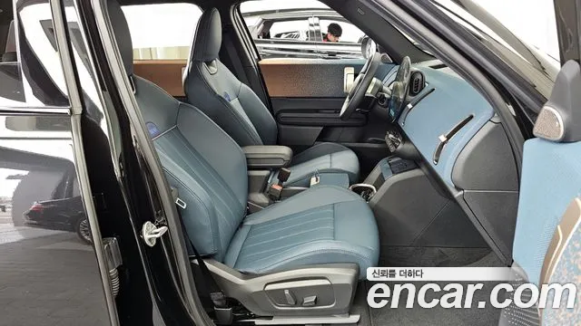 Mini Cooper S Countryman 3rd Generation 2024 Черный из Кореи, фото 2