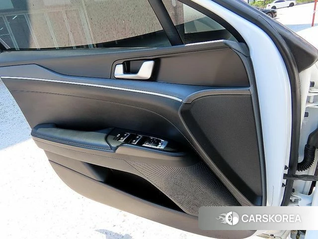 Kia K5 3rd generation 2020 Белый из Кореи, фото 2