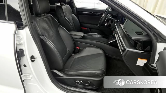 Hyundai Grandeur Hybrid (GN7) 2023 Белый из Кореи, фото 2