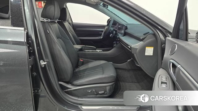 Hyundai Sonata D Edge Hybrid (DN8) 2024 Серый из Кореи, фото 2