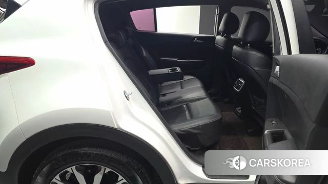 Kia Sportage 4th Generation 2018 Белый из Кореи, фото 2