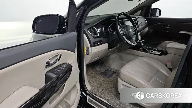 Kia The New Carnival 2019 Черный из Кореи, фото 2