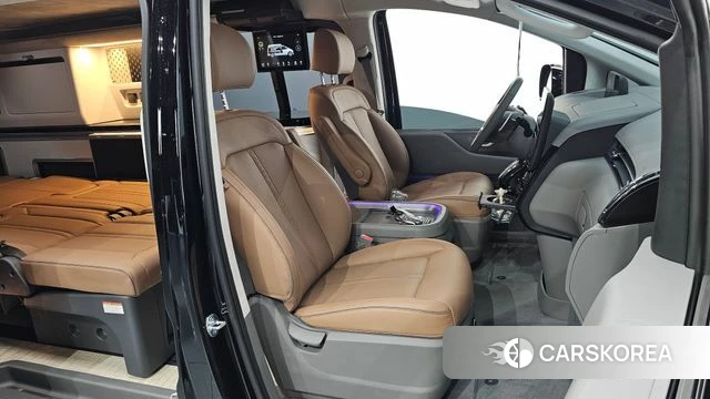 Hyundai Staria 2025 Черный из Кореи, фото 2