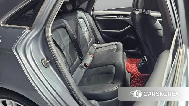 Audi New A3 2018 Серый из Кореи, фото 2