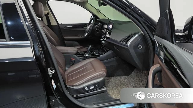BMW X3 (G01) 2020 Черный из Кореи, фото 2