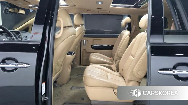 Kia The New Carnival 2018 Черный из Кореи, фото 2