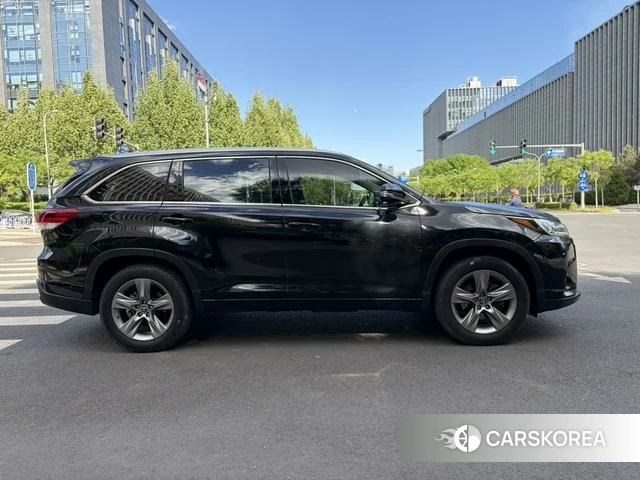 Toyota Highlander 2019 Черный из Китая, фото 2