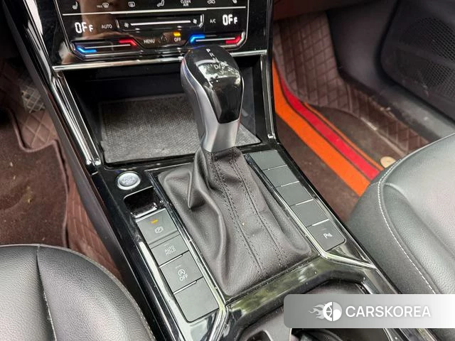 Volkswagen Passat 2022 Черный из Китая, фото 2