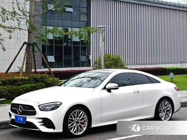 Mercedes-Benz E-class (imported) 2023 Белый из Китая, фото 2