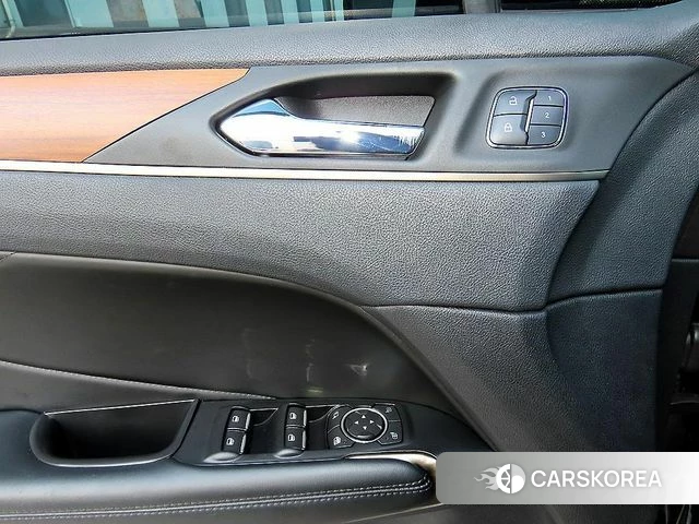 Lincoln MKC 2018 Черный из Кореи, фото 2