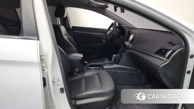 Hyundai Avante AD 2018 Белый из Кореи, фото 2