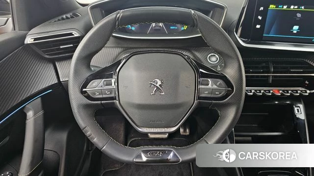 Peugeot e-2008 second generation 2023 Оранжевый из Кореи, фото 2