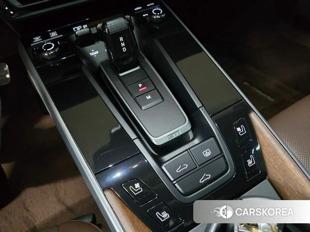 Porsche 911(992) 2020 Серебряный из Кореи, фото 2