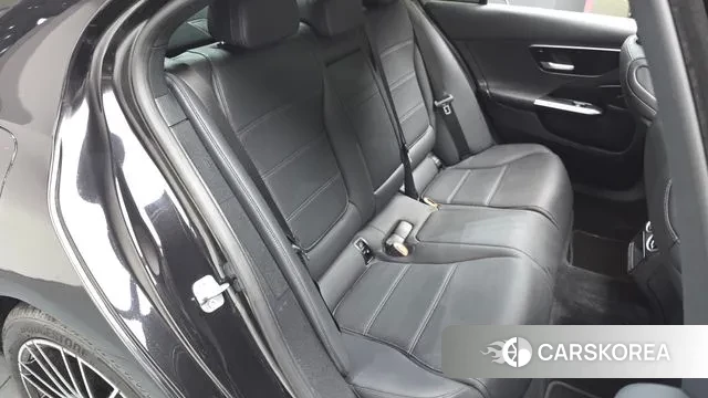 Mercedes-Benz C-Class W206 2024 Черный из Кореи, фото 2