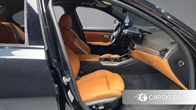 BMW 3 Series (G20) 2023 Черный из Кореи, фото 2