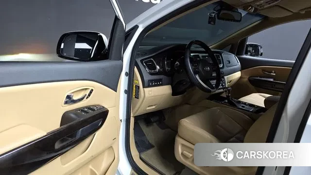 Kia The New Carnival 2018 Белый из Кореи, фото 2